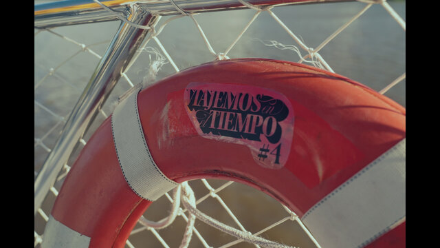 VIAJEMOS EN EL TIEMPO #4 | Chica real