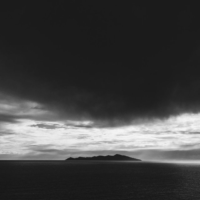 Ocean Views (feat. Beats by Vague)