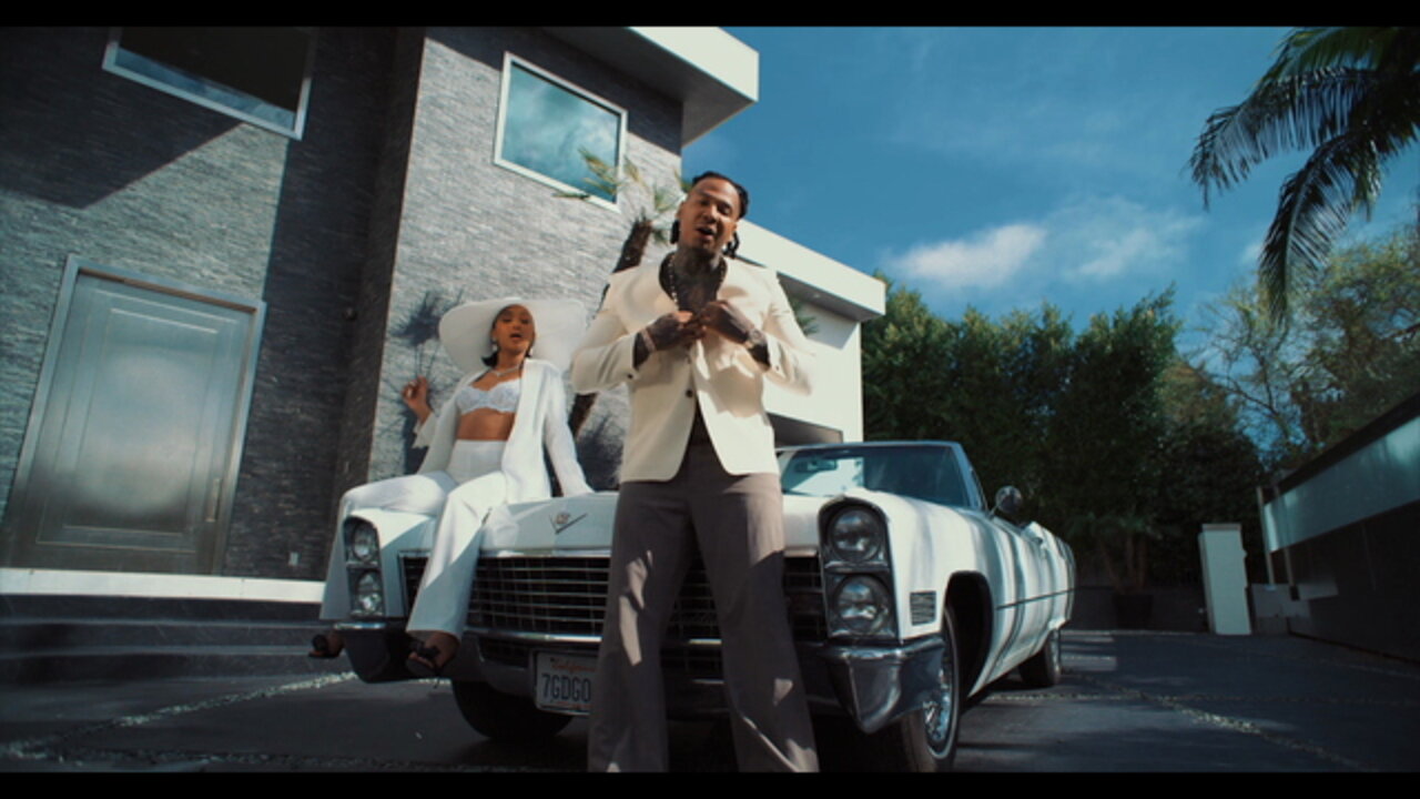 Pricey (feat. Moneybagg Yo)