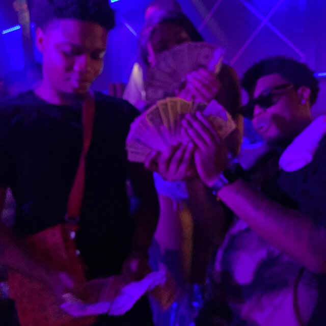 1-800 (feat. Rewskino)