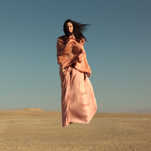 Cover art for album Solaire by Yael Naim