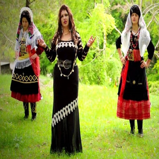 Kshi Lezetit S'Mbahet Mend