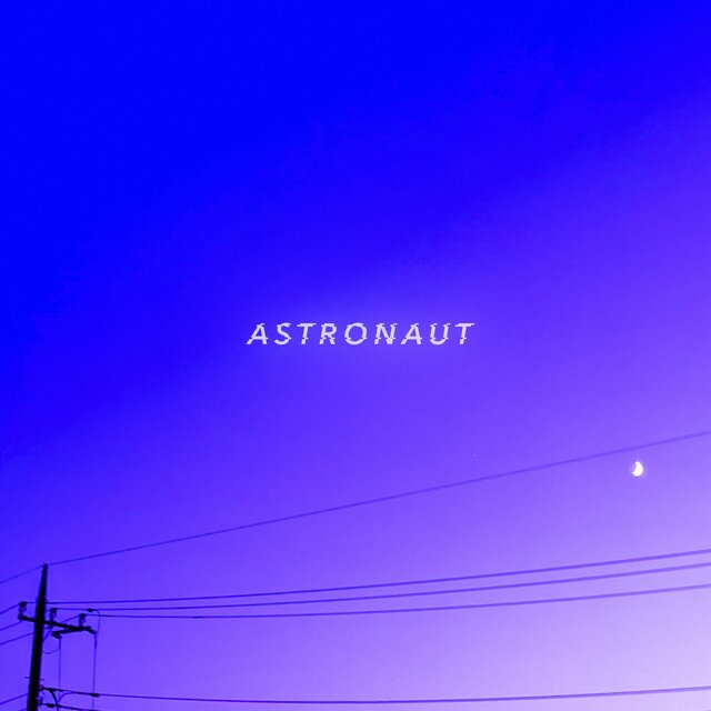 ASTRONAUT