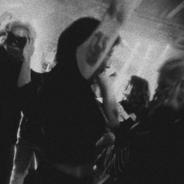 DIE DANCING