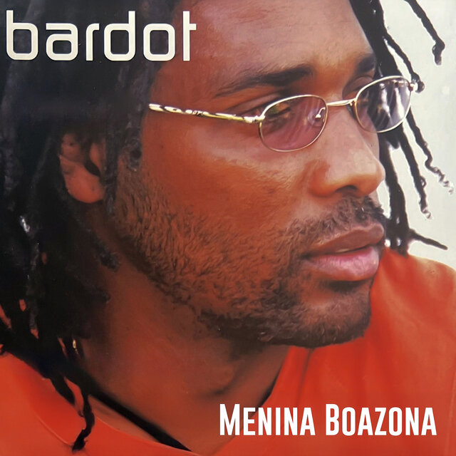 Menina Boazona