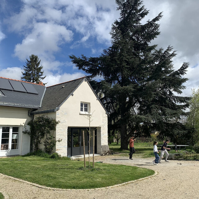 à la maison