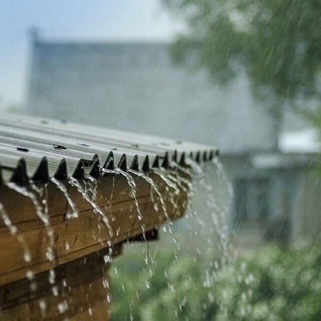 Rainfall on Zinc Roof (30min)