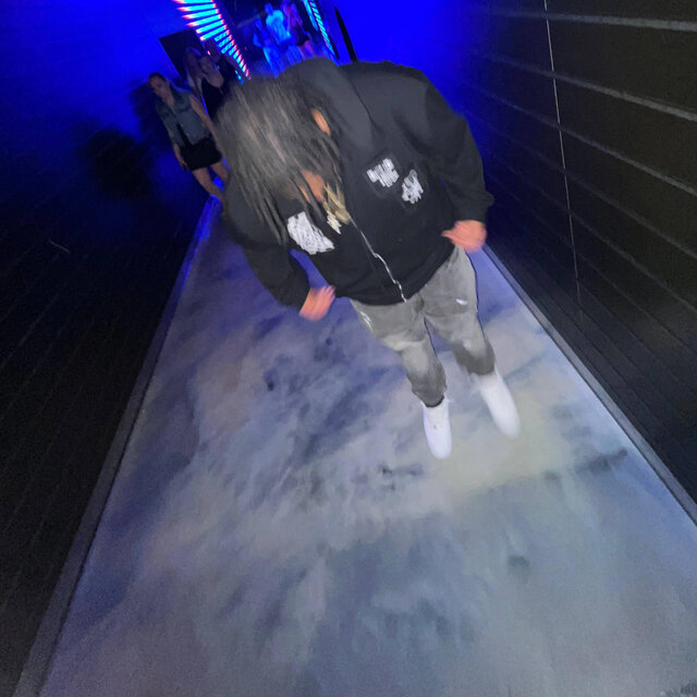 Hit da corner