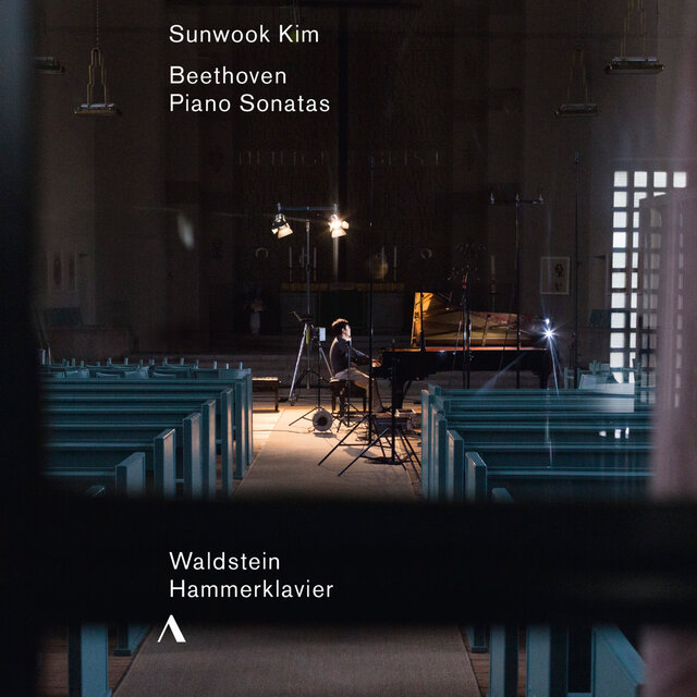 Beethoven: Piano Sonatas Nos. 21 & 29
