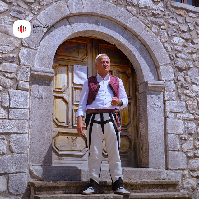 Këngë për Zog Haxhin