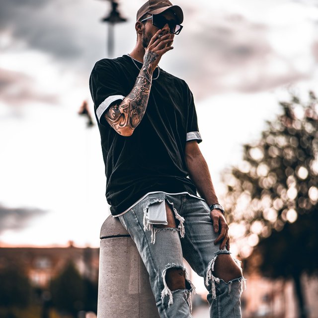 Väntar På Dig (feat. Atelo)
