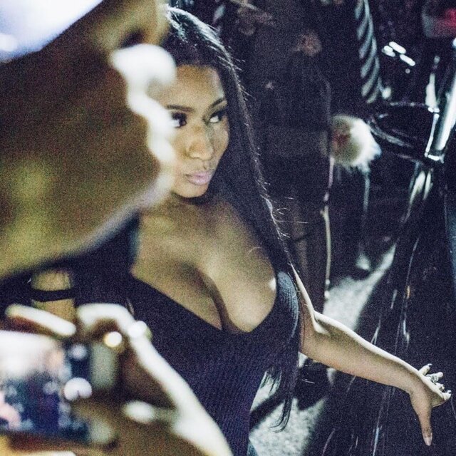 WAIT HOLLUP (Remix)