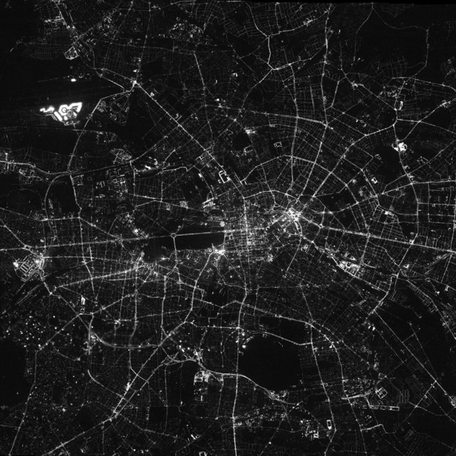Berlin, Pocket-Size