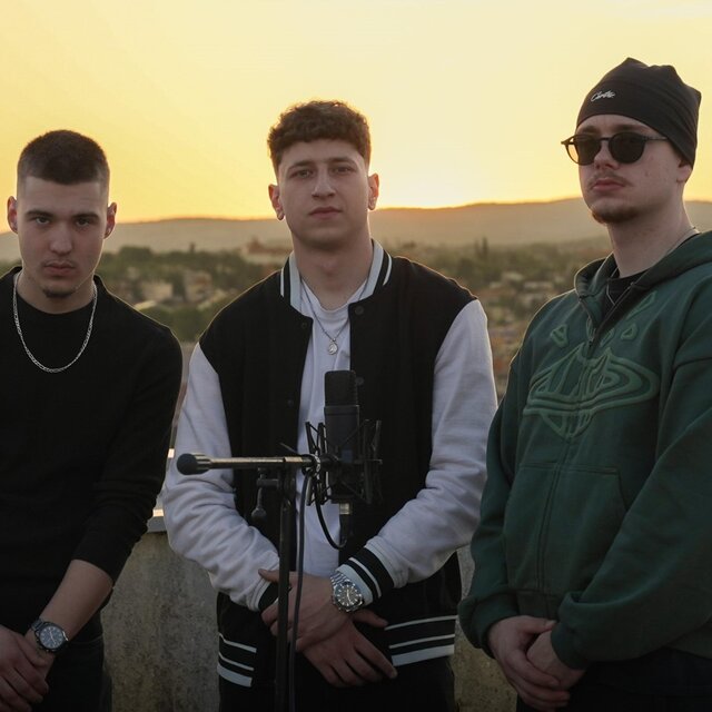 11 Session (feat. Aon)