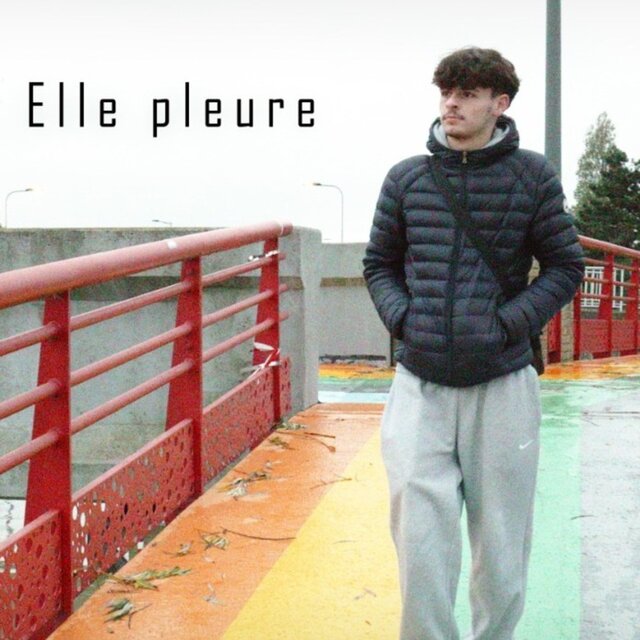 Elle pleure
