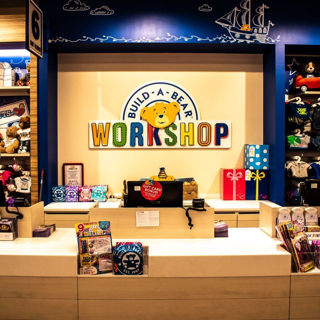 BUiLD A BEAR (Remix)