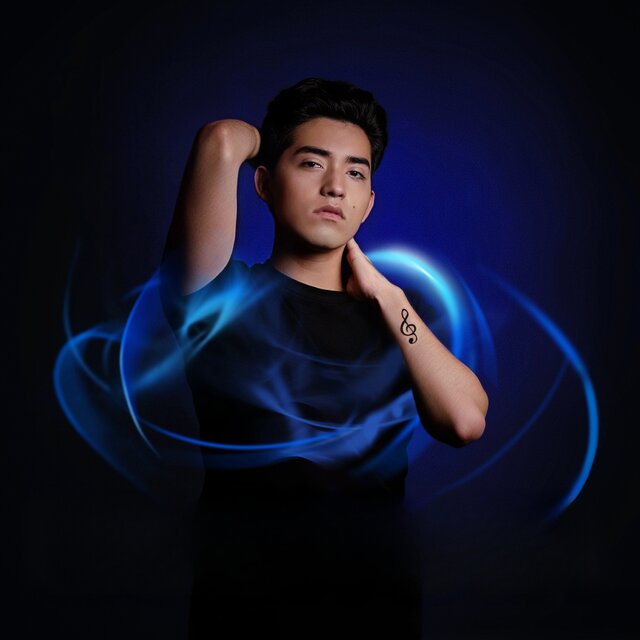 Esencia (Deluxe)