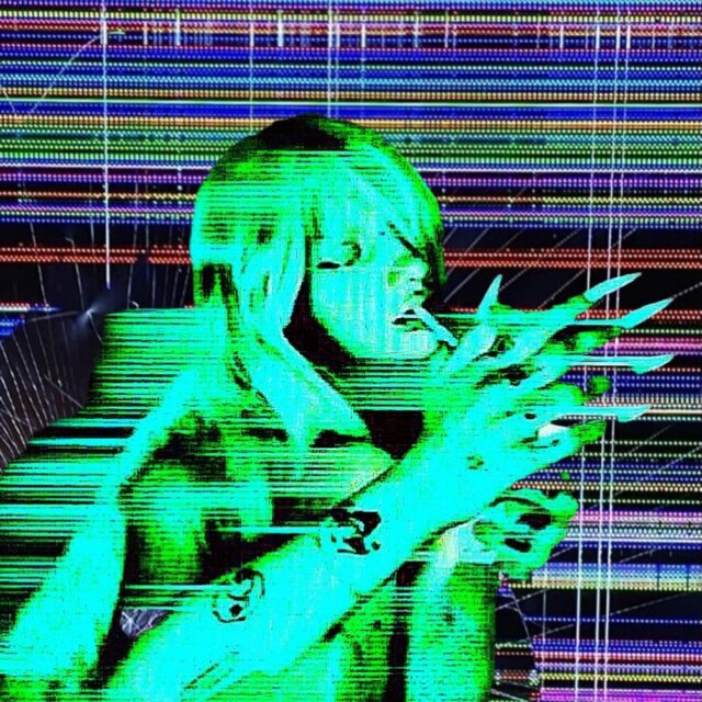#TweakerTunez