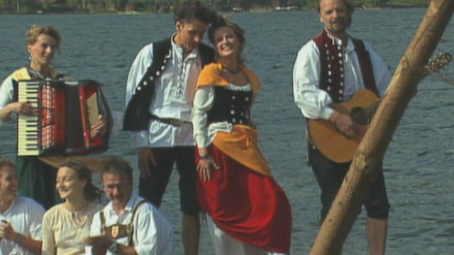 Du greifst nach meinem Herz (Lustige Musikanten 13.05.2004) (VOD)