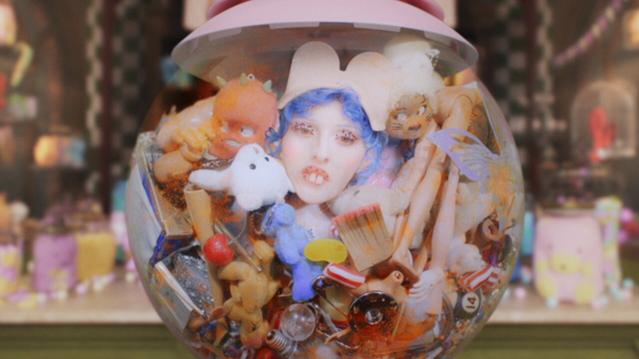 Sticky Fingers (Visualiser Video)