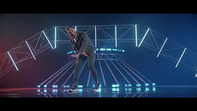 Un Beso en la Discoteca