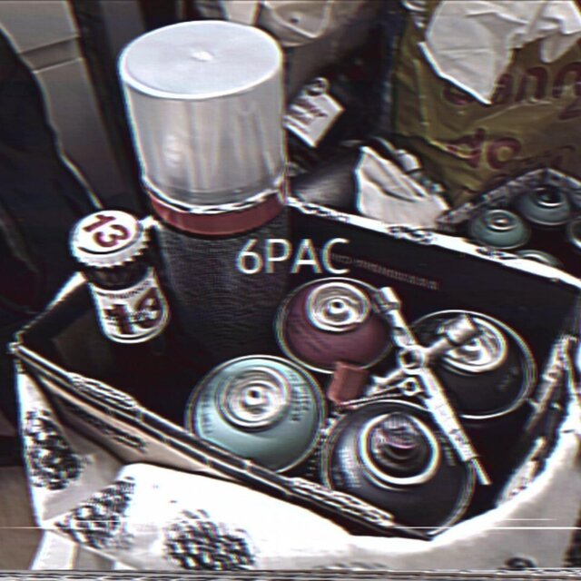 Paradies (feat. Slurm)