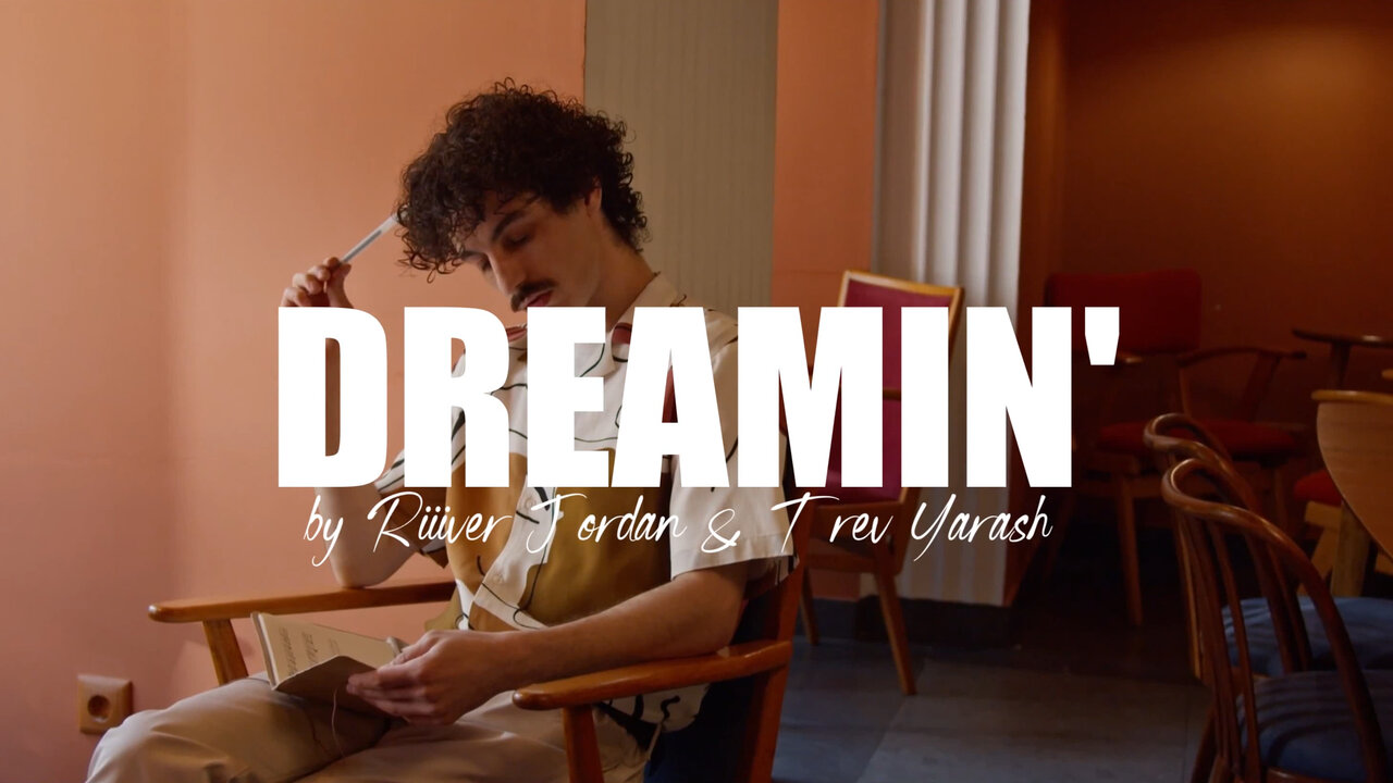 DREAMIN' (Lyric Video)