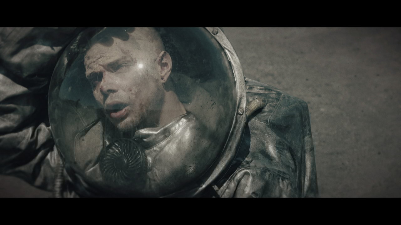 SUPERNØVA (feat. Marcus Bischoff of Heaven Shall Burn)