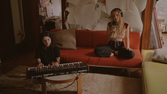 Lovebomb (Acoustic)