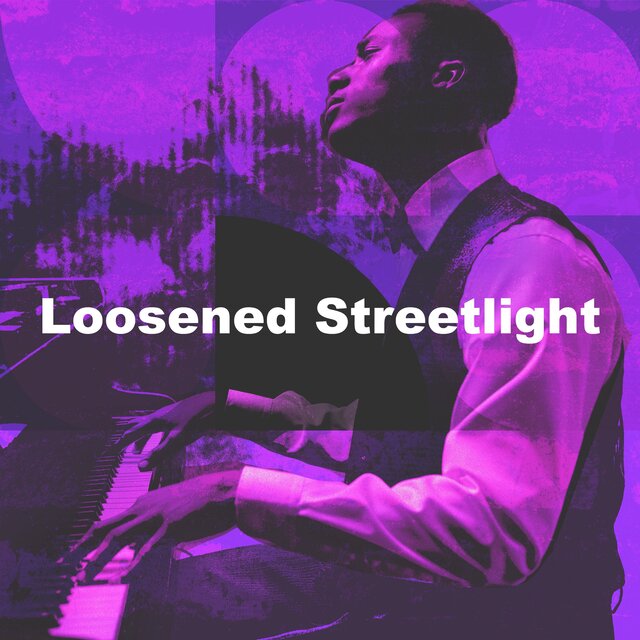 Loosened Streetlight