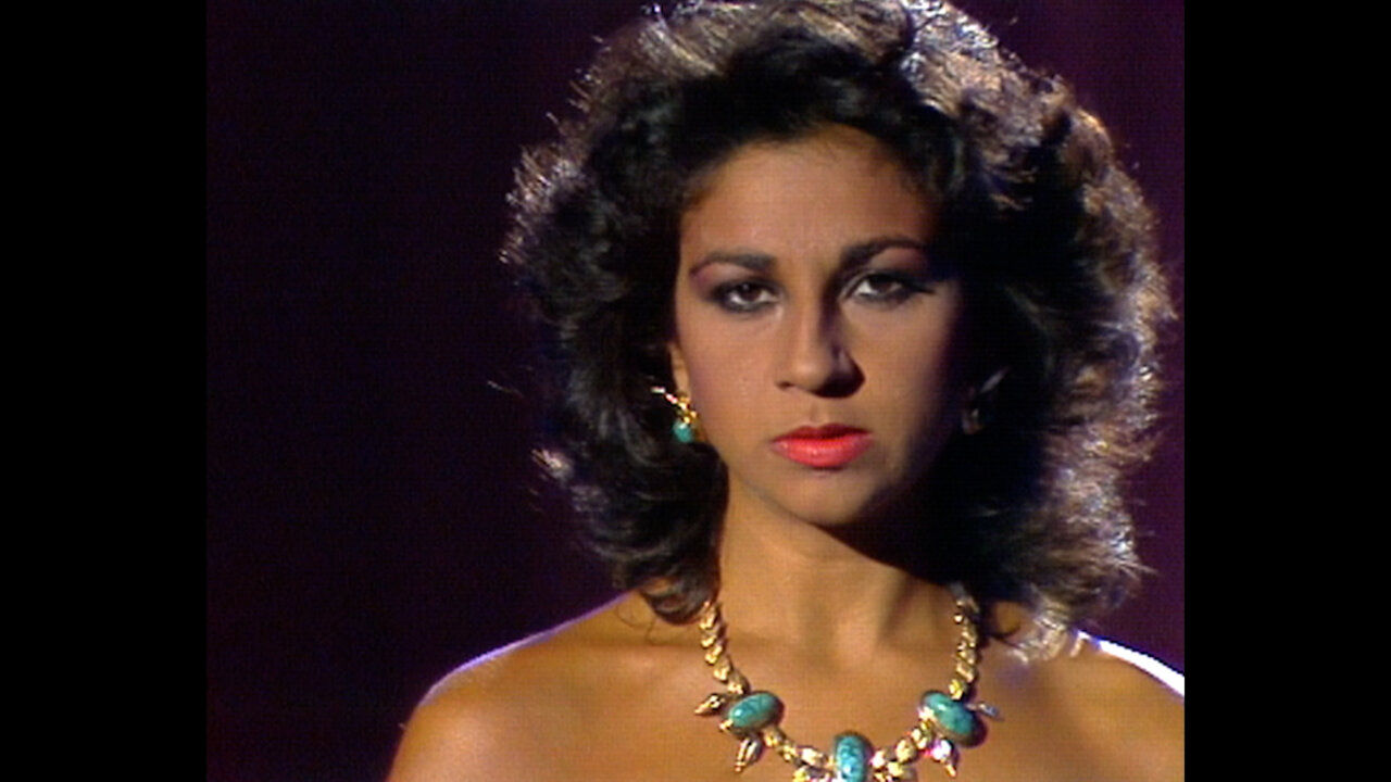 Estúpido (De la mano de (Lola Flores) (TVE))