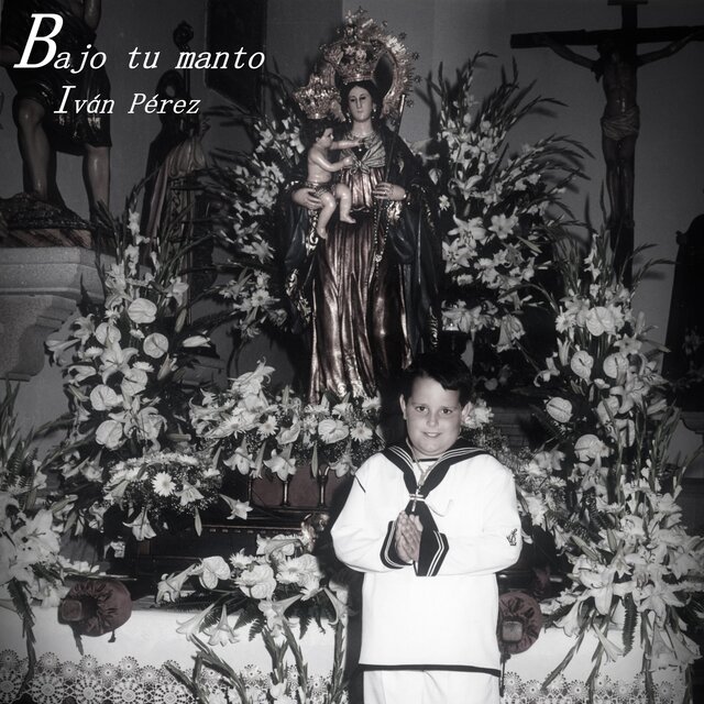 Bajo tu manto