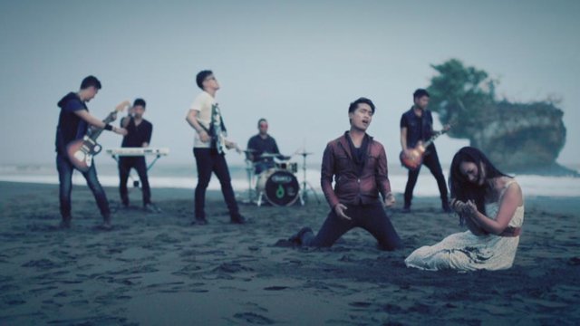 Titip Hatiku (Video Clip)
